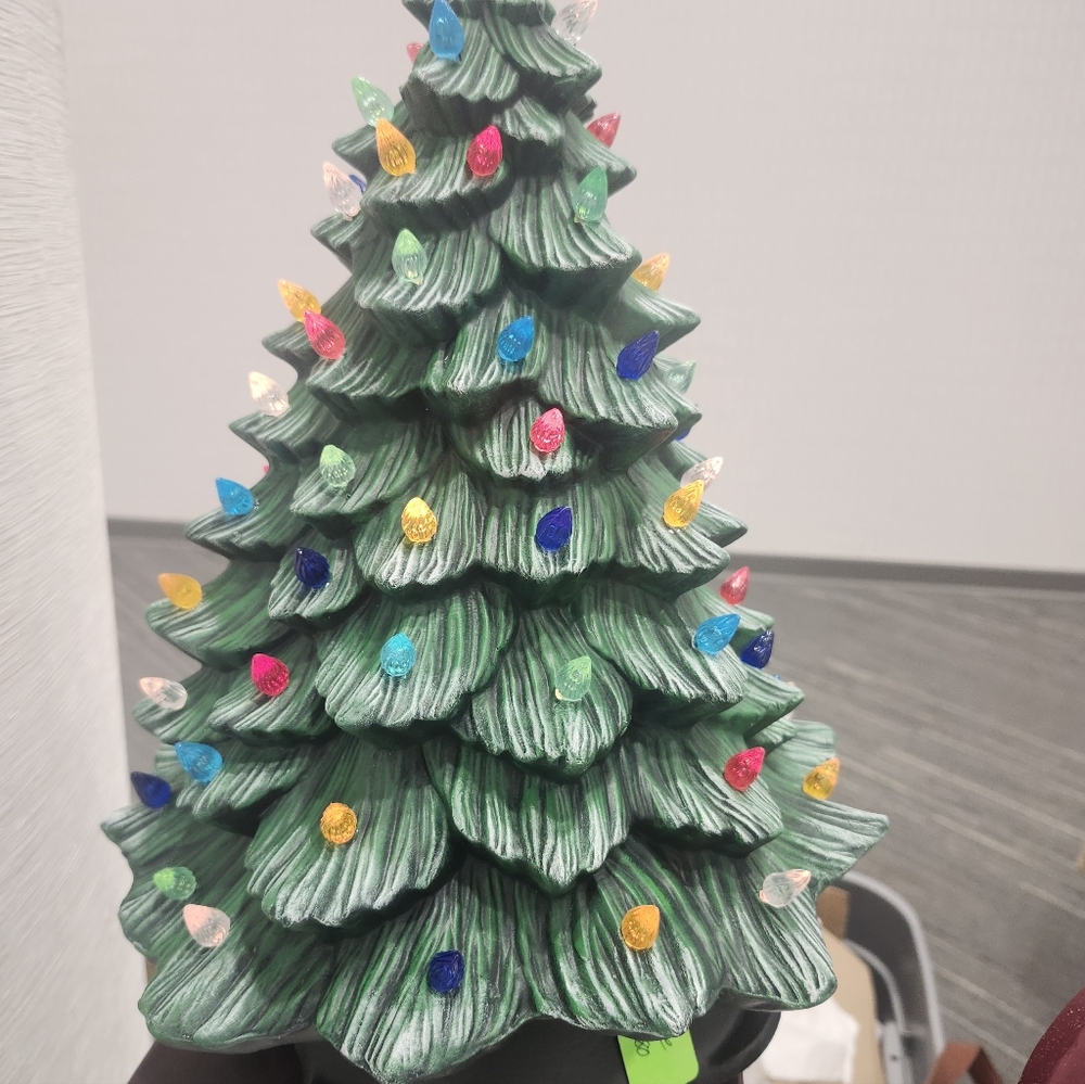 Large Ceramic Xmas Tree